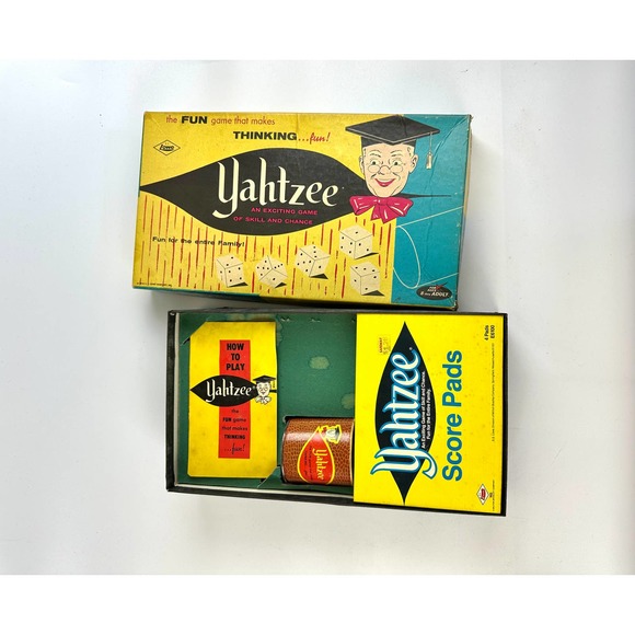 Vintage Yahtzee Game E.S. Lowe Company In Box All Pieces Included - Picture 4 of 14